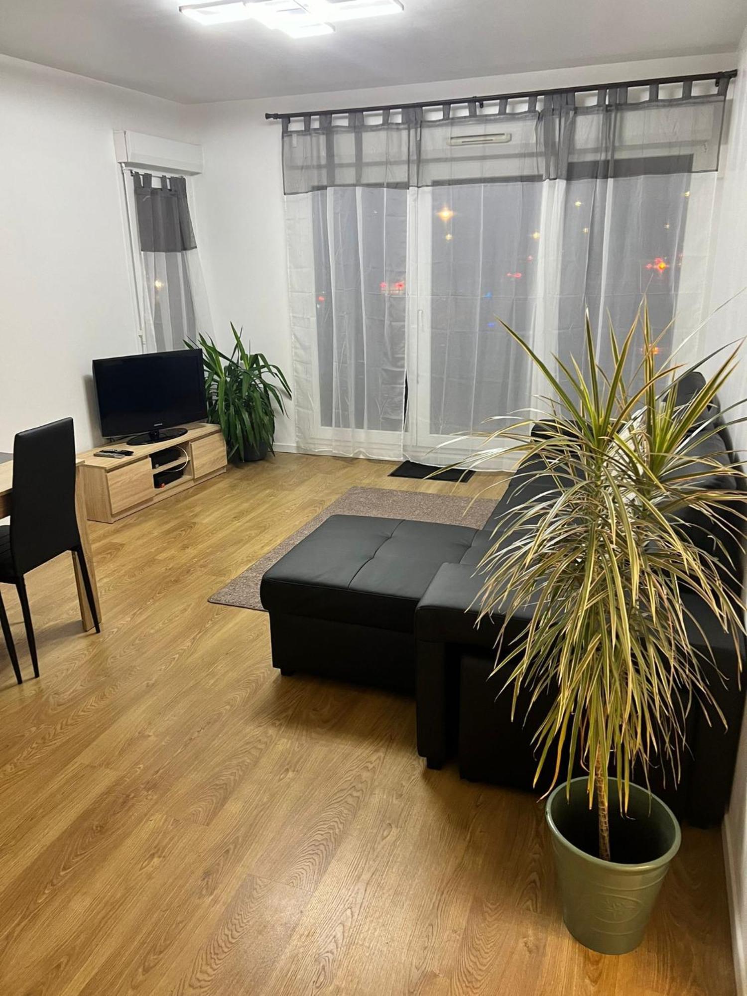 Appartement 5Min Gare Rer Disneyland Paris Val D'Europe La Vallee Village Parking Inclus 蒙泰夫兰 外观 照片